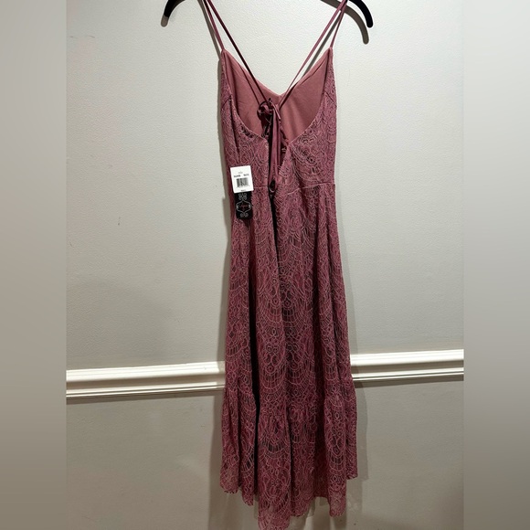 Aqua Women's Pink Lace Sleeveless V-Neck Party Cocktail Midi Dress - Picture 6 of 10